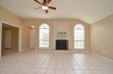 15518 Pebble Lake Dr, Houston, TX 77095 - photo 5