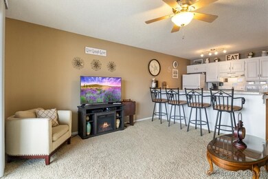 What a cozy vacation home or rental.