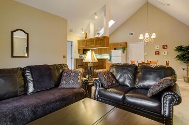 8369 Orchard Knoll -126