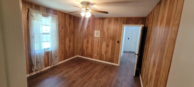 107 S Cherokee Cir, Tunnel Hill, GA 30755 - photo 7