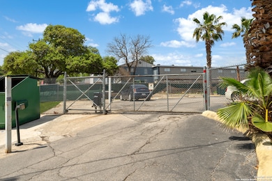 225 E Rampart Dr unit 206, San Antonio, TX 78216 - photo 2