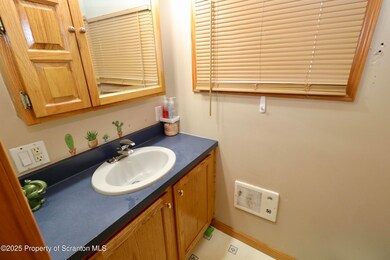 512 Emmett St, Scranton, PA 18505 - photo 7