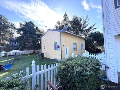 169 N Port Loop NW, Ocean Shores, WA 98569 - photo 4