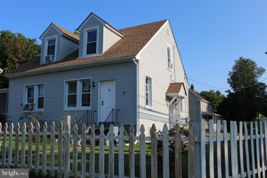 301 Fifth Ave, Halethorpe, MD 21227 - photo 3