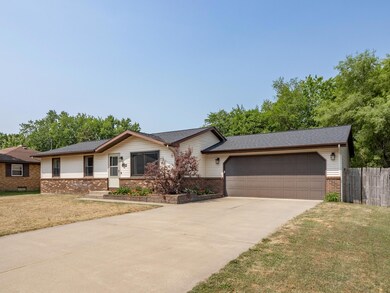 7561 Walnut Ave-103