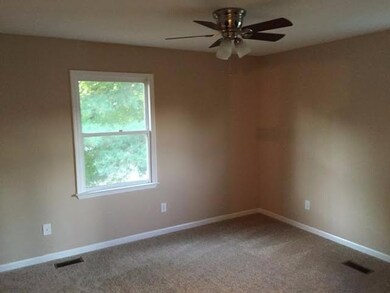 105 Meadowlark Dr, Berea, KY 40403 - photo 7