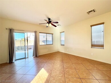 9162 Grand Sunburst Ct, Las Vegas, NV 89149 - photo 4