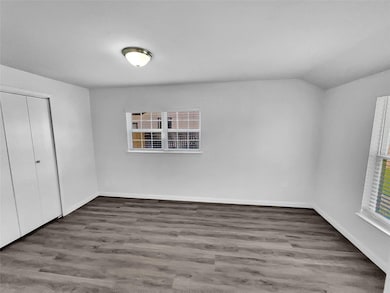 204 N Roe St, Fort Worth, TX 76108 - photo 3