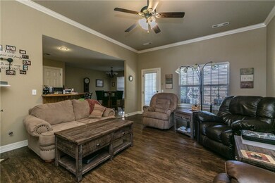 3248 Kings Dr, Bethel Heights, AR 72764 - photo 6