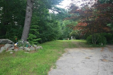 84 Boxwood Ln, Raymond, NH 03077 - photo 2