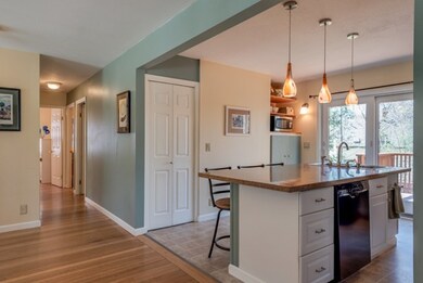 11 Larch Rd, Georgetown, MA 01833 - photo 5