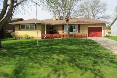 1407 5th Ave NE, Jamestown, ND 58401 - photo 3