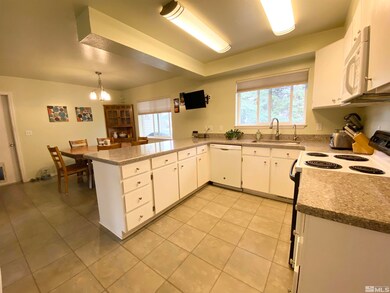 3320 Granada Ave, Winnemucca, NV 89445 - photo 7