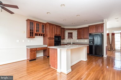 4527 Fair Valley Dr, Fairfax, VA 22033 - photo 6