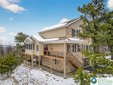 532 Buck Mountain Blvd, Hazleton, PA 18202 - photo 2