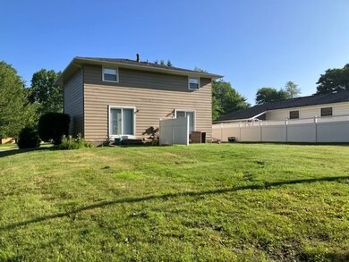 2945 Aberdeen Ave, Erie, PA 16506 - photo 2