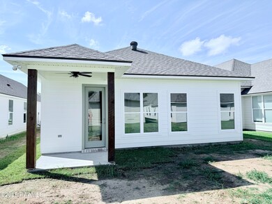 215 Berchman Oaks Dr, Lafayette, LA 70506 - photo 2