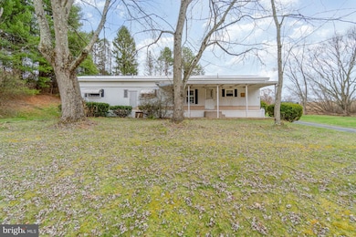 33 Ferndale Rd, Zion Grove, PA 17985 - photo 6