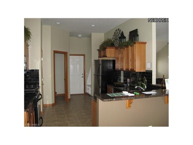 This stunning kitchen is just awaiting you.   Love