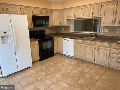 13 Mica Ct, Baltimore, MD 21209 - photo 6