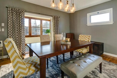 Dining to Sun Room