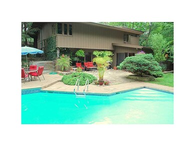 Pool. Walkout access.