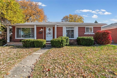 28876 Palm Beach Dr, Warren, MI 48093 - photo 2