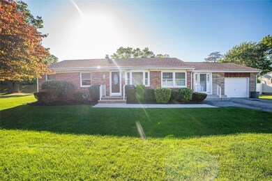 10 Sprague St, Greenville, RI 02828 - photo 2