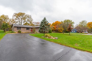 300 Rustic Ln unit 2, Algonquin, IL 60102 - photo 6