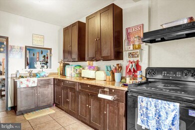 1113 Franklin St, Reading, PA 19602 - photo 5