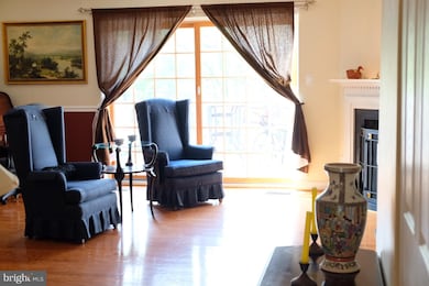 24 Valley Crossing Cir, Cockeysville, MD 21030 - photo 4