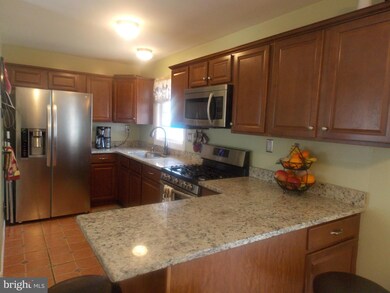 2158 Crest Cir, Bryans Road, MD 20616 - photo 5