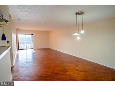 20729 Valley Forge Cir unit 729, King of Prussia, PA 19406 - photo 5