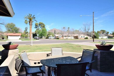 Front Courtyard w/views of Camelback Mtn