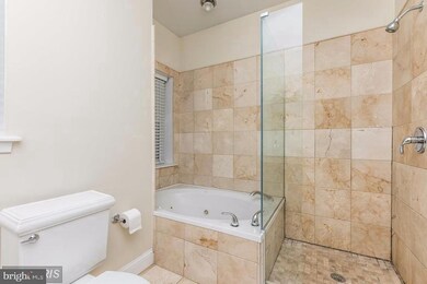 1819 Bolton St unit A, Baltimore, MD 21217 - photo 6