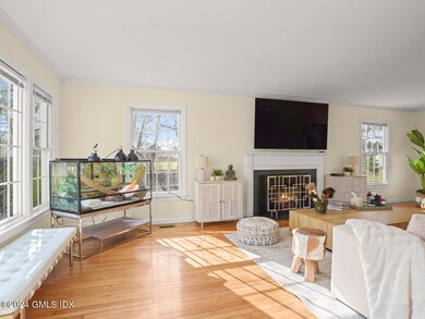 Living Rm.
