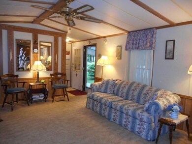 519 E River St unit 102, Orange, MA 01364 - photo 5