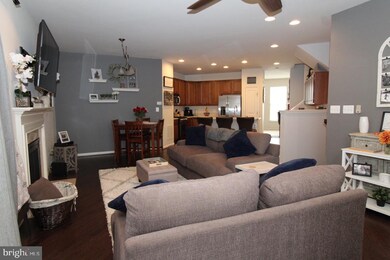 9089 Ribbon Falls Loop, Bristow, VA 20136 - photo 2