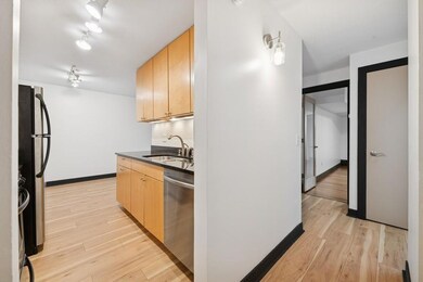 2800 W 44th St unit 401, Minneapolis, MN 55410 - photo 6