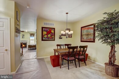 327 Chancellor Dr, Woodbury, NJ 08096 - photo 7