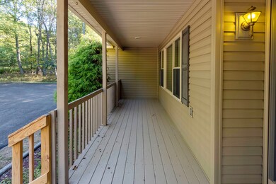 85 Honeysuckle Dr, Jim Thorpe, PA 18229 - photo 4