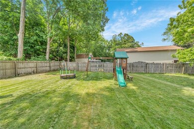 38 Anthony Dr, Cumberland, RI 02864 - photo 6