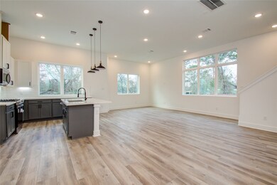 5904 Weathersby St, Houston, TX 77091 - photo 4