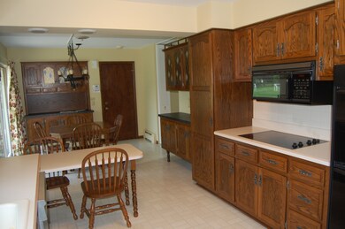 8S509 River Dr, Naperville, IL 60565 - photo 2