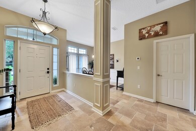 Foyer/Dining area
