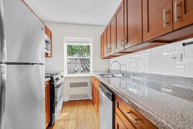 110-12 64th Rd unit 40B, Forest Hills, NY 11375 - photo 6