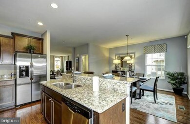 8609 Crooked Tree Ln, Laurel, MD 20724 - photo 4