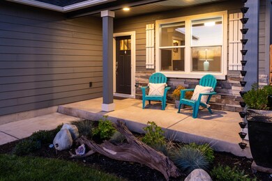 2018 SW 39th St, Redmond, OR 97756 - photo 2