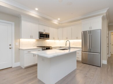 29 Tilesboro St unit 3, Dorchester, MA 02122 - photo 6