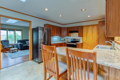 9 Cliff Rd, Boothbay, ME 04537 - photo 6